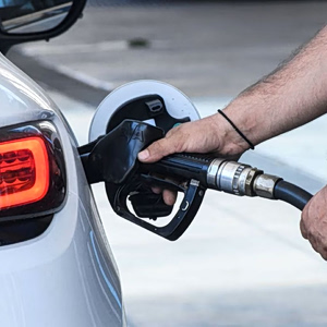 Greece’s Fuel Crisis: The Real Problem Isn’t the Price, It’s the Paycheck