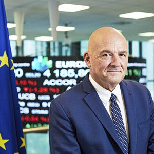 Μπουζνά: Ισχυρή η δυναμική των IPOs, παράδειγμα η Ελλάδα