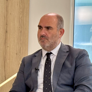 Μαρκόπουλος για ακρίβεια: Θα συνεχίσουμε τη στήριξη και το 2027