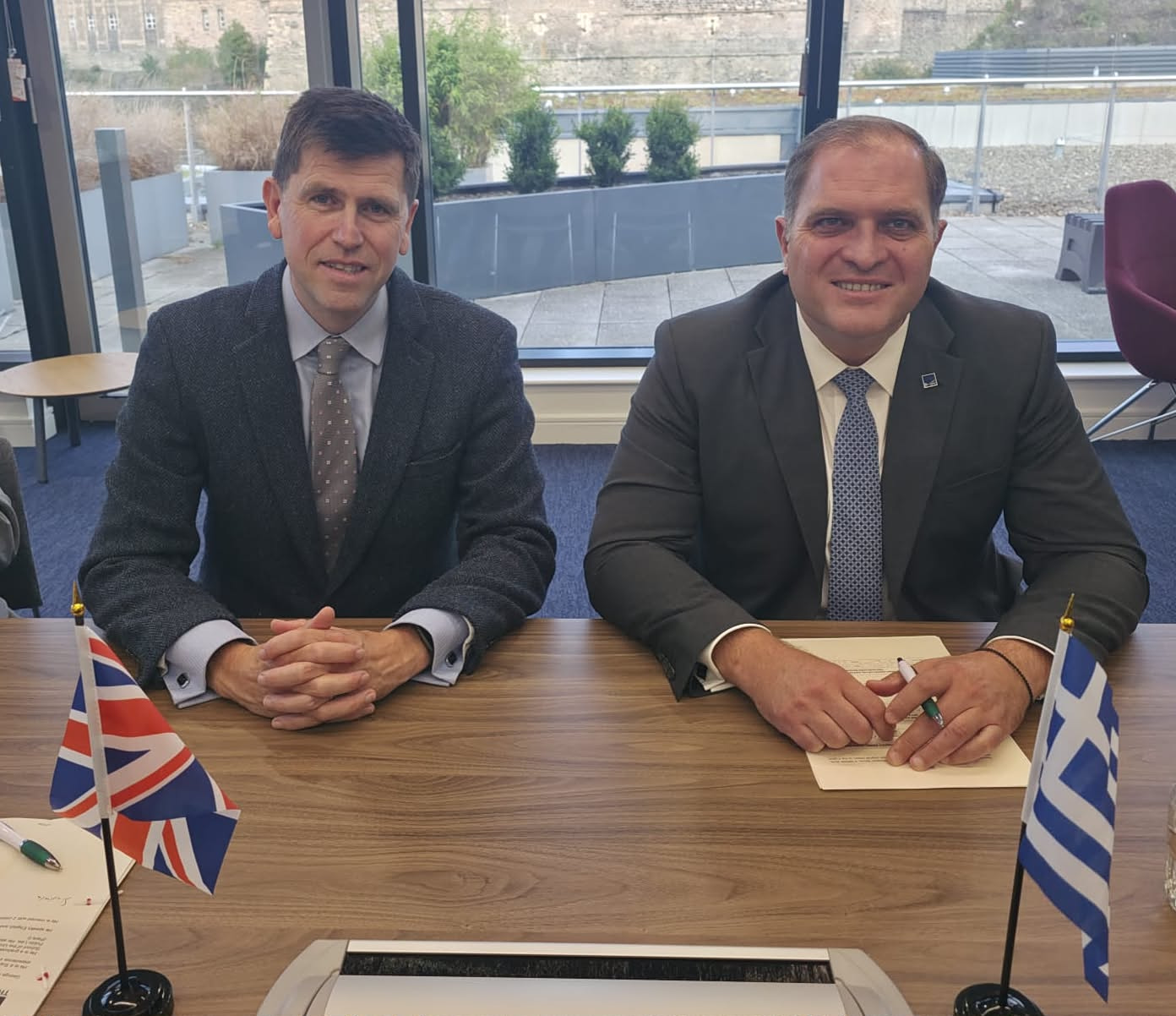 ΑΑΔΕ: Μνημόνιο Συνεργασίας με τις Βρετανικές Αρχές για την ενίσχυση της τελωνειακής συνεργασίας