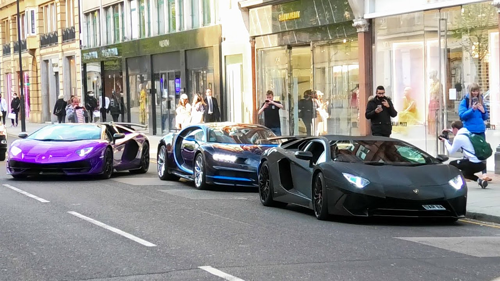 Λονδίνο: Κατακλύζεται από supercars του Κόλπου που αφήνουν πίσω τους απλήρωτα πρόστιμα