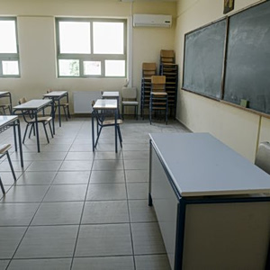 ΔΟΕ: Με χιλιάδες κενά χτύπησε το πρώτο κουδούνι στα δημοτικά και τα νηπιαγωγεία