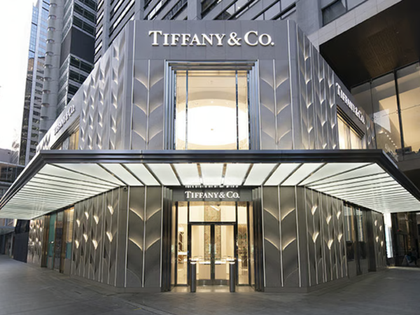 Tiffany & Co.: Από εισπράξεις $4,98 την πρώτη μέρα σε έναν κολοσσό αξίας €10,5 δισ.