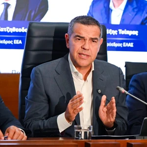 Τσίπρας: Τα δέκα εργαλεία για την ανάπτυξη των Μικρομεσαίων Επιχειρήσεων