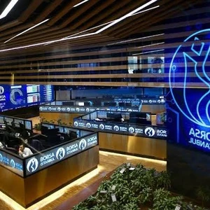 Τουρκία : «Εξπρές του Μεσονυκτίου» για σημαίνοντες Τούρκους επιχειρηματίες