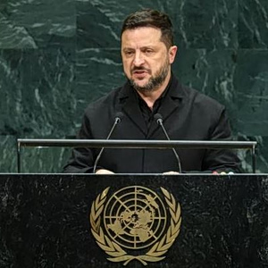 ΟΗΕ: Ο Ζελένσκι καταγγέλλει την «παραφροσύνη» του Πούτιν και επικρίνει τη Γαλλία