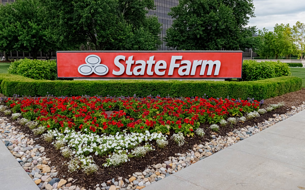 ΗΠΑ: Γιατί μηνύεται η ασφαλιστική State Farm από την κομητεία του Λος Άντζελες