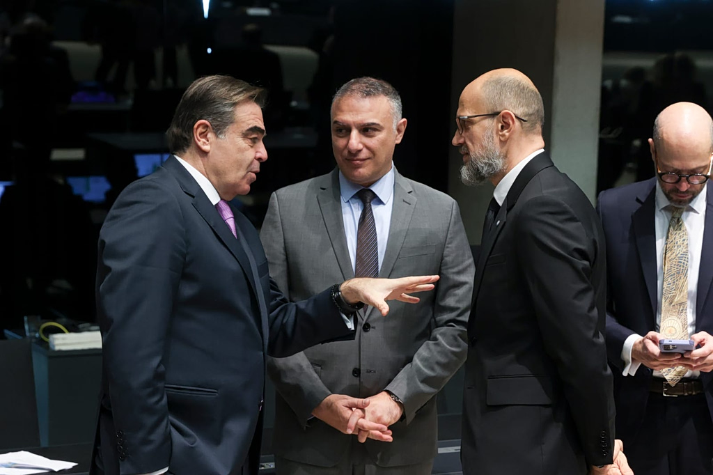 Σχοινάς