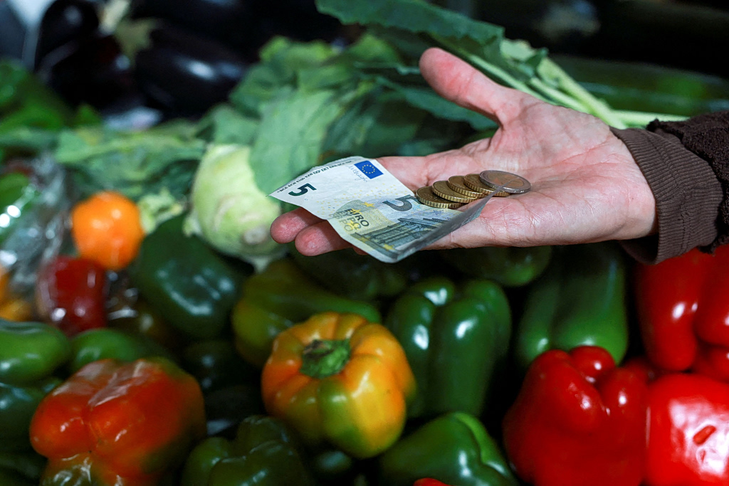 Γαλλία: Καθιερώνονται τα κουπόνια στα σούπερ μάρκετ, υποχωρεί η τιμή του ντίζελ