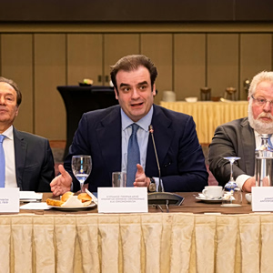 Κυριάκος Πιερρακάκης: Στόχος η Ελλάδα να γίνει ευρωπαϊκό κέντρο παραγωγής φαρμάκων
