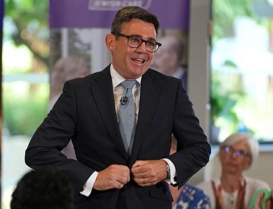 Βρετανία: Ο Αντι Μπέρναμ θα ήθελε έναν πιο ριζοσπαστικό προϋπολογισμό