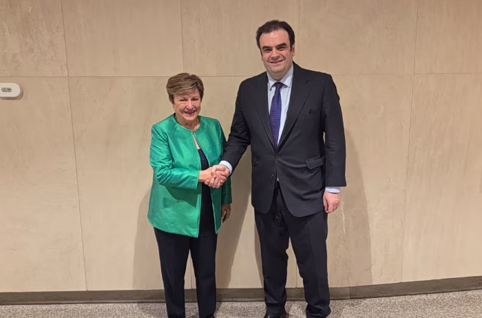 Πιερρακάκης – Γκεοργκίεβα: Η Ελλάδα ως παράδειγμα, η παγκόσμια οικονομία σε συναγερμό