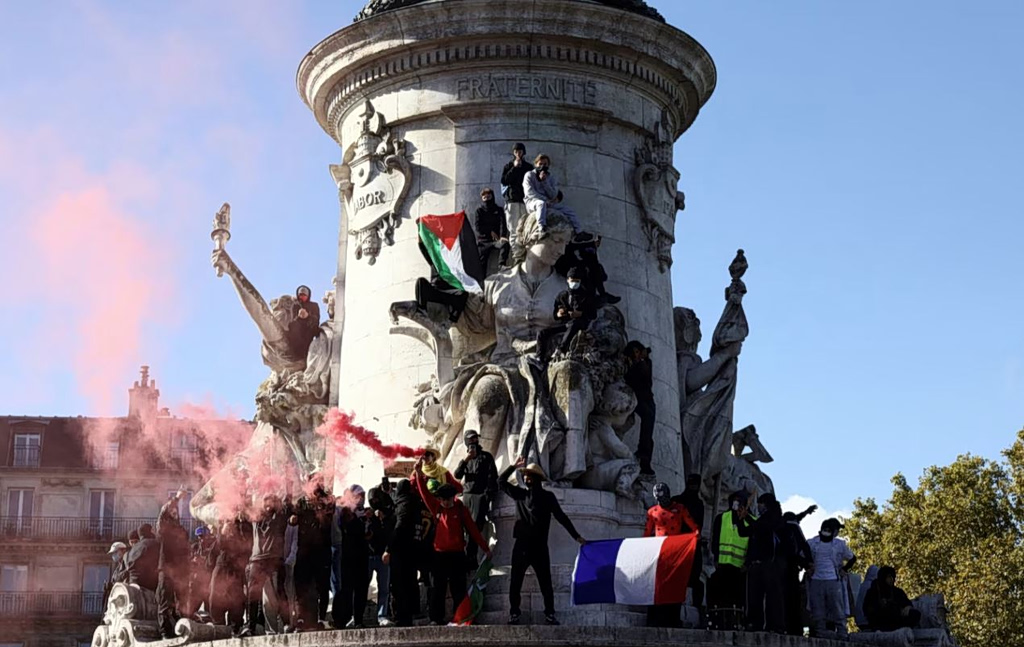 Γαλλία: Εν’ όψει νέων διαδηλώσεων – Μεταξύ ομαλότητας και νέας έκρηξης οι πολίτες