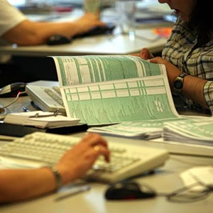 Κυλιόμενες στάσεις εργασίας στις ΔΟΥ έως την πανελλαδική απεργία της 25ης Νοεμβρίου – Το πρόγραμμα