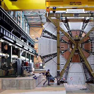 CERN: Στοίχημα 16 δισ. ευρώ για νέο επιταχυντή