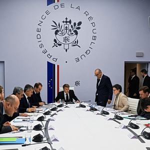 Γαλλία: Η κρίση απειλεί να ακριβύνει το χρήμα σε ολόκληρη την Ευρώπη