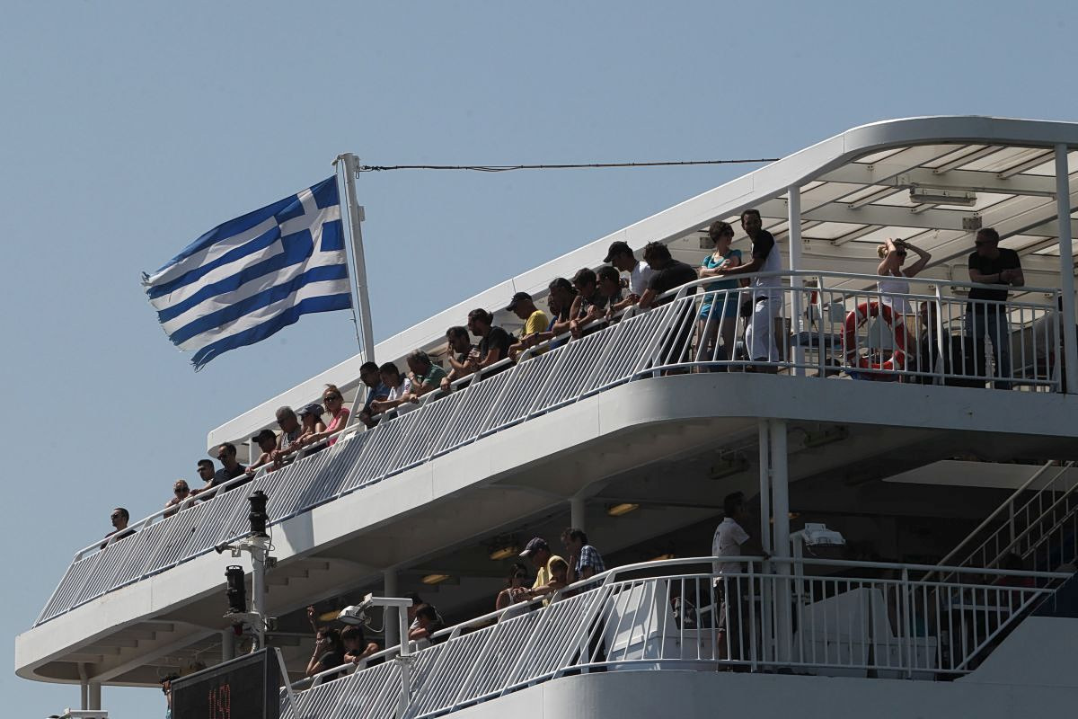 Government Plans Up to €35 Million in Fuel Subsidies for Ferries