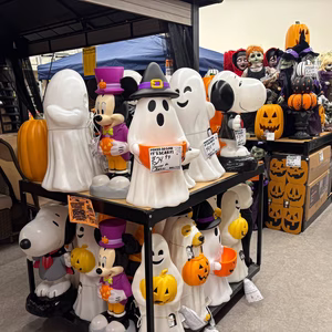 Halloween: Από μια γιορτή τρόμου εξελίχθηκε σε καταναλωτικό πάρτι διαρκείας