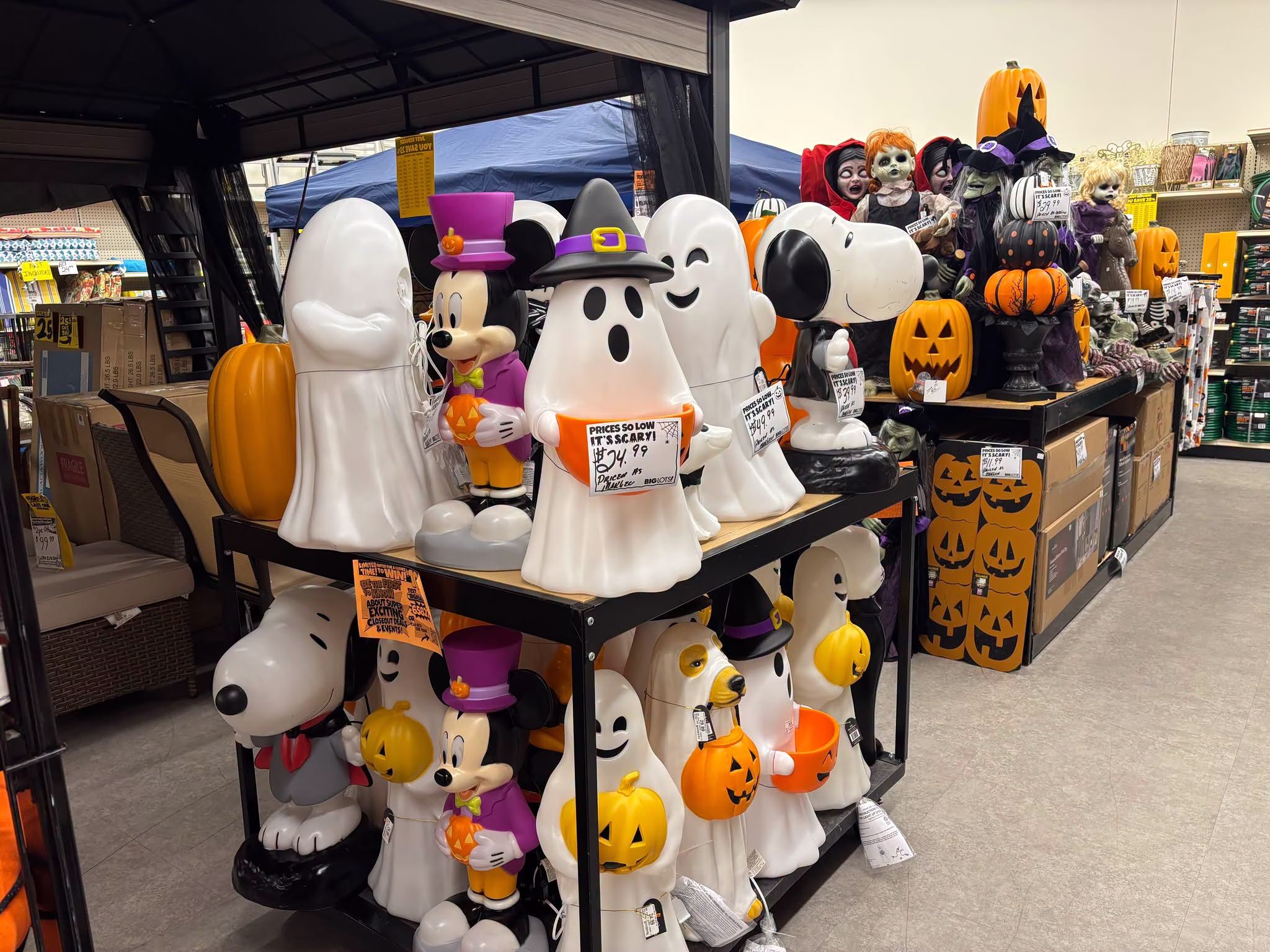 Halloween: Από μια γιορτή τρόμου εξελίχθηκε σε καταναλωτικό πάρτι διαρκείας
