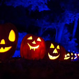 Φάρσα ή Κέρασμα; Η Ιστορία του Halloween