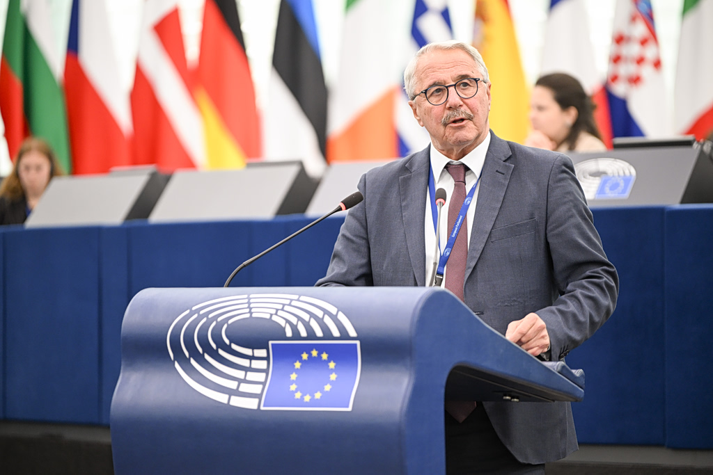 Μανιάτης: Σκληρή ευρωπαϊκή απάντηση στη Λιβύη για το τουρκολιβυκό μνημόνιο