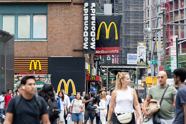 McDonald’s: Επικεντρώνεται σε κοτόπουλο και αναψυκτικά για να αναπτυχθεί