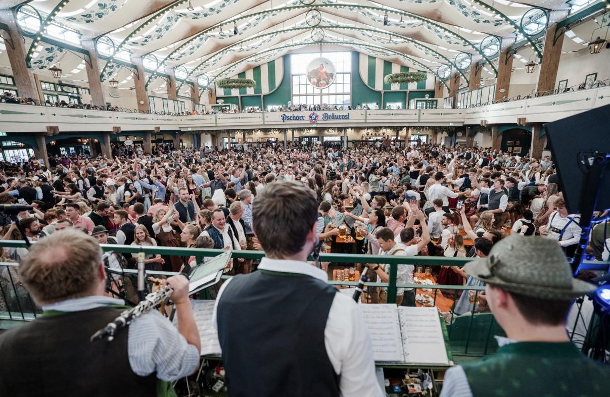 Oktoberfest: Από έναν βασιλικό γάμο σε μια οικονομική αυτοκρατορία – Η ιστορία του από το 1810 έως σήμερα