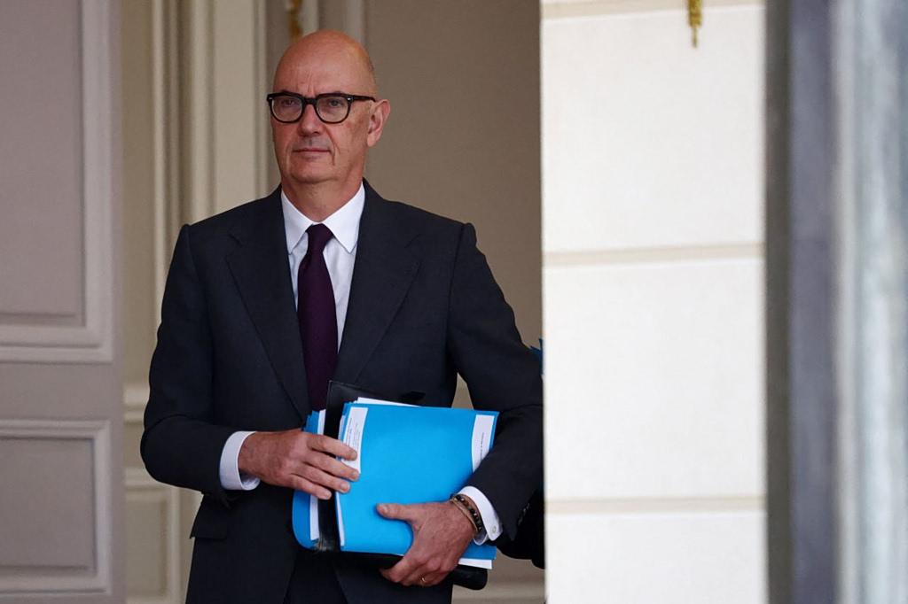 Λεσκίρ: «Η αγορά ομολόγων με βοηθά να διατηρήσω την υπευθυνότητα όλων»