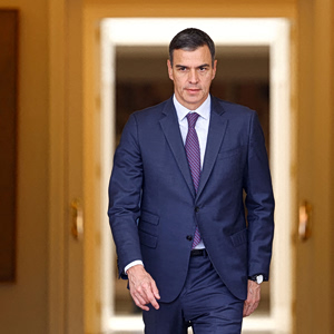 Ισπανία: Ο εχθρός του Τραμπ στην Ευρώπη – Γιατί ο Σάντσεζ προκηρύσσει πρόωρες εκλογές