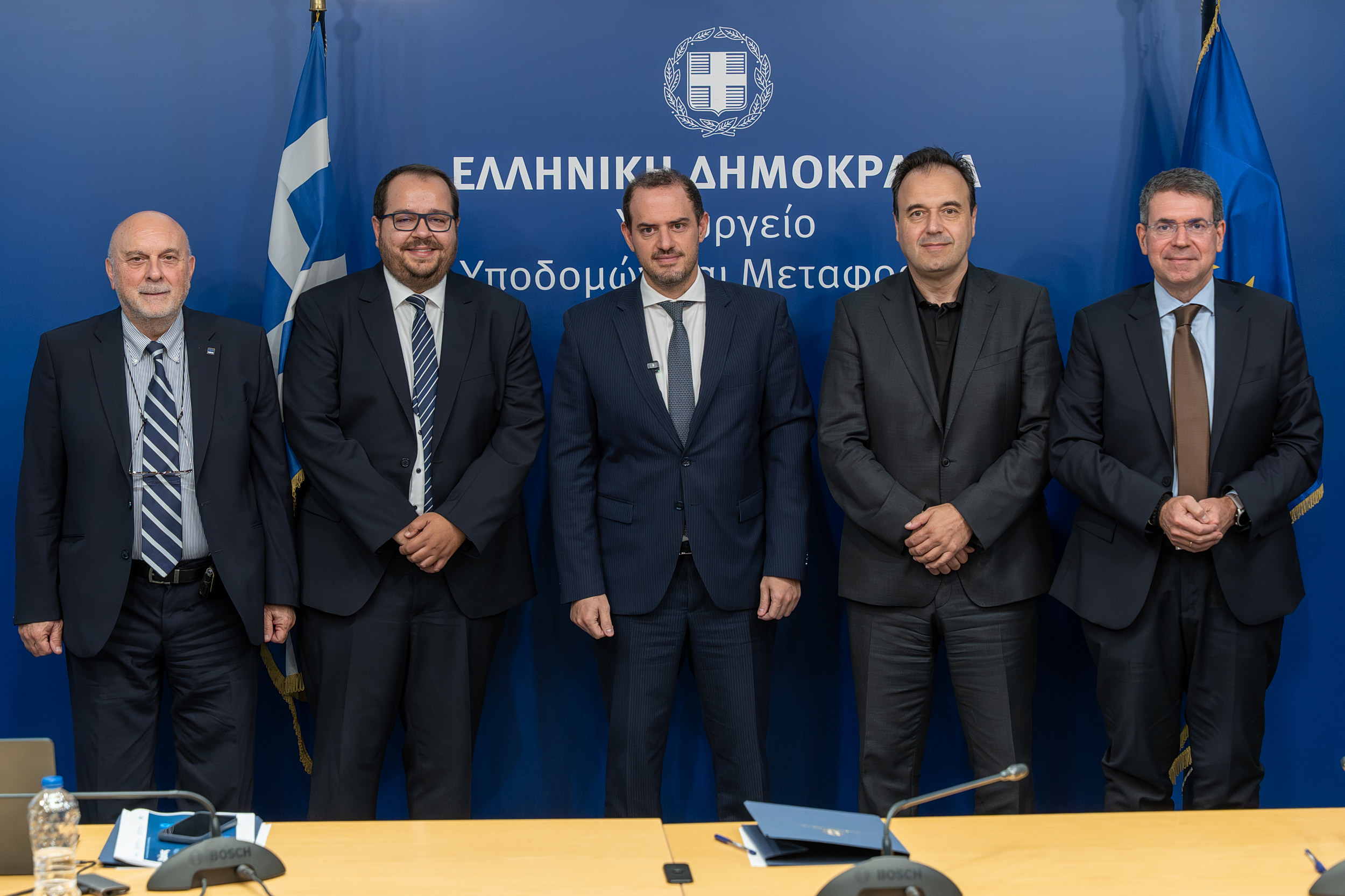 Μεταφορές: Υπεγράφη η σύμβαση για ψηφιακό μετασχηματισμό -Τι προβλέπει