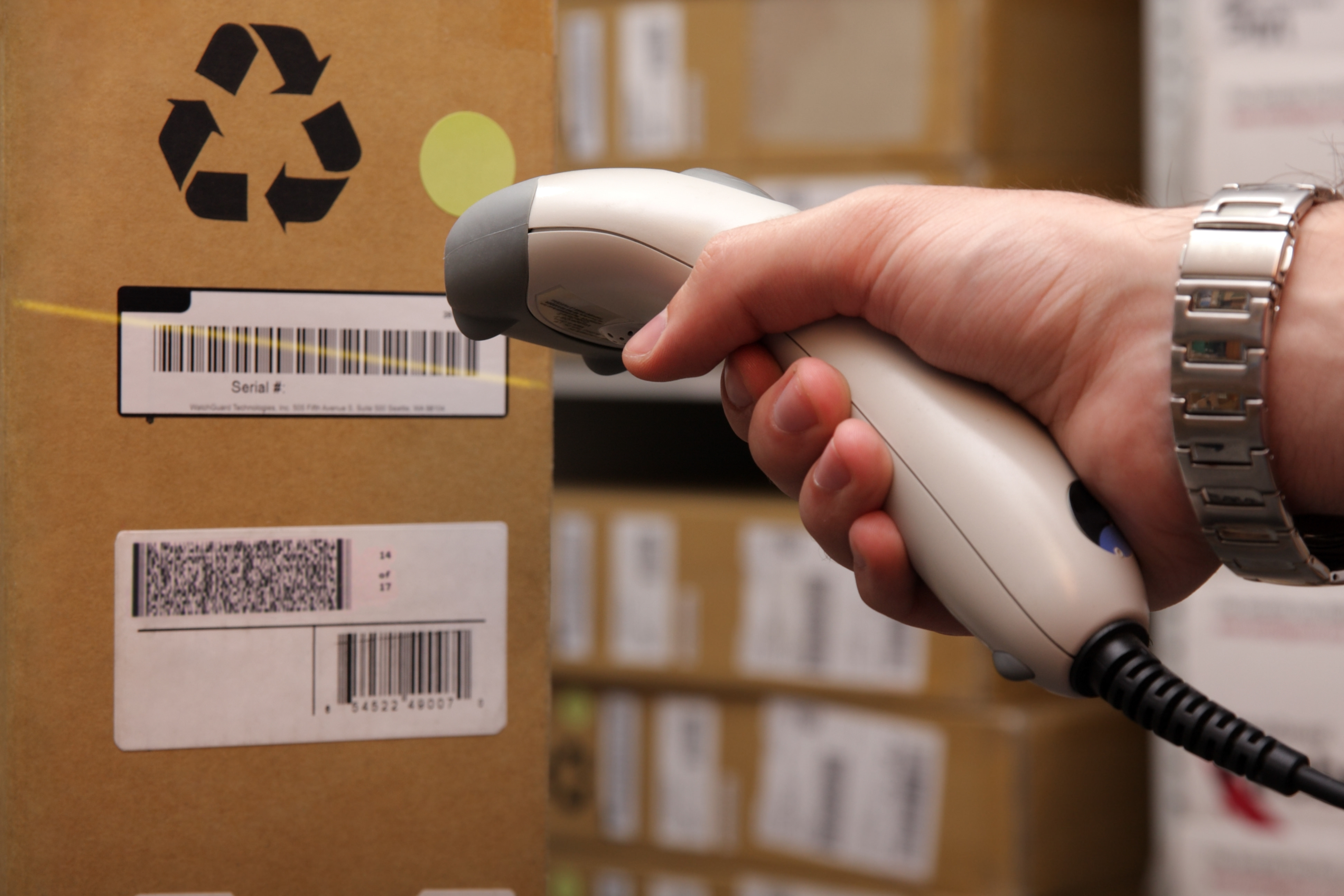 Σαρωτές barcode: Κενά ασφαλείας απειλούν τη λειτουργία των αποθηκών