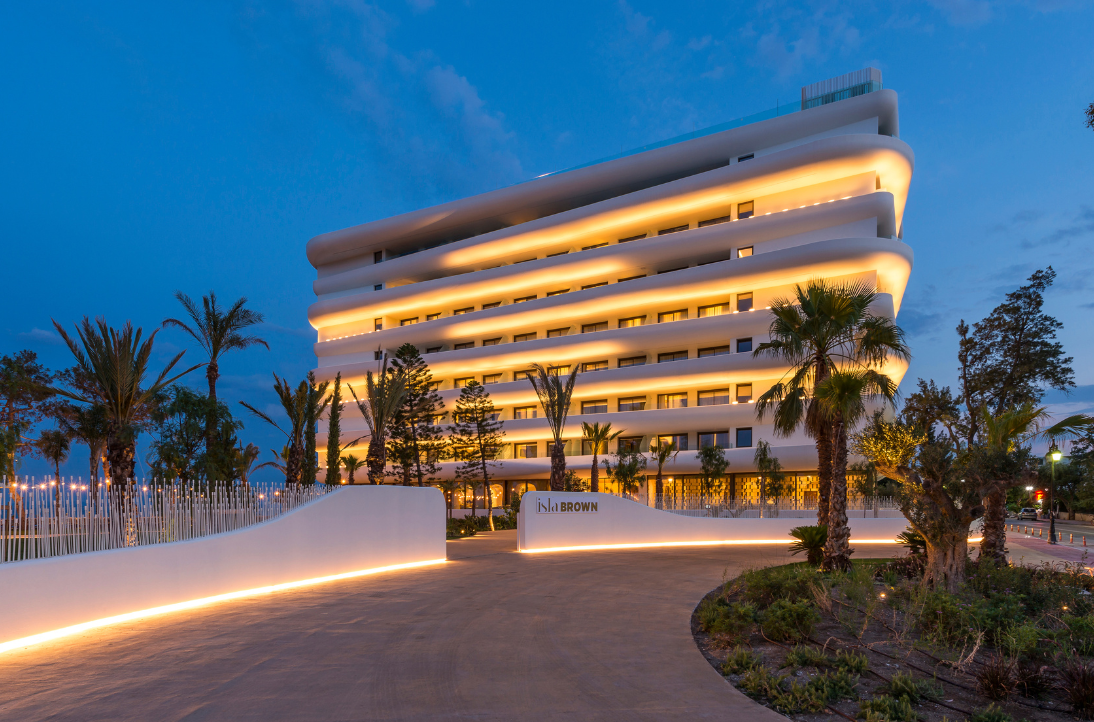 Brown Hotels: Σχέδιο για 15 ξενοδοχεία στην Ελλάδα έως το 2028 – Επενδύσεις άνω των 30 εκατ. ευρώ