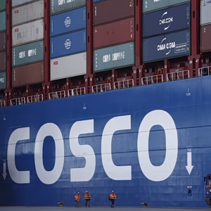 Γερμανία: Μπλόκο στην πώληση εταιρείας logistics στην κινεζική Cosco