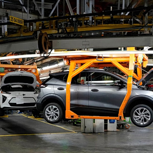 GM: Η πρώτη παραδοσιακή αυτοκινητοβιομηχανία που μετακομίζει στον… Nasdaq