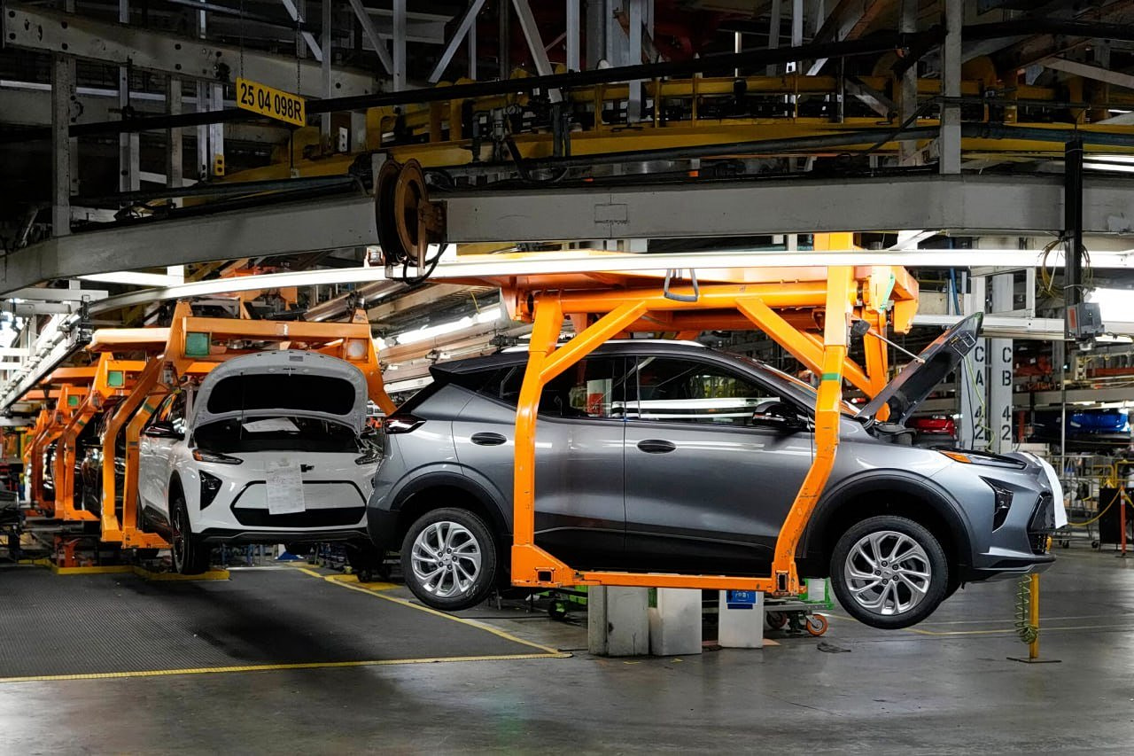 GM: Η πρώτη παραδοσιακή αυτοκινητοβιομηχανία που μετακομίζει στον… Nasdaq