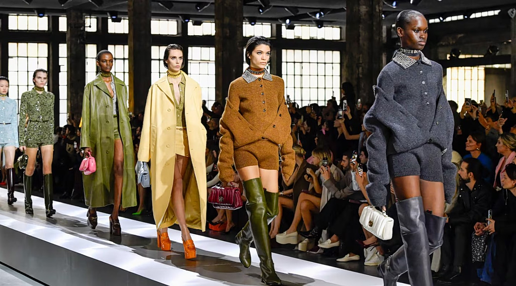 Kering – LVMH: Τέλος στα μοντέλα κάτω των 18