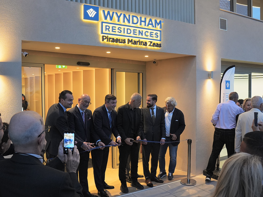 Εγκαινιάστηκε το Wyndham Residences Piraeus Marina Zeas