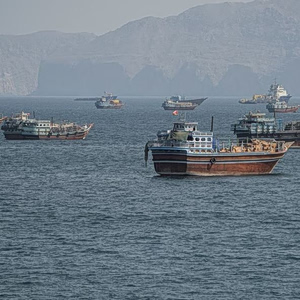 Περσικός Κόλπος: Στις φλόγες ένα από τα μεγαλύτερα LNG carriers στον κόσμο