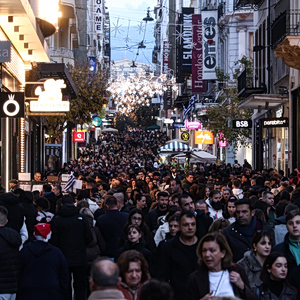 Ενοίκια: «Φωτιά» σε εμπορικές πιάτσες και malls το 2026