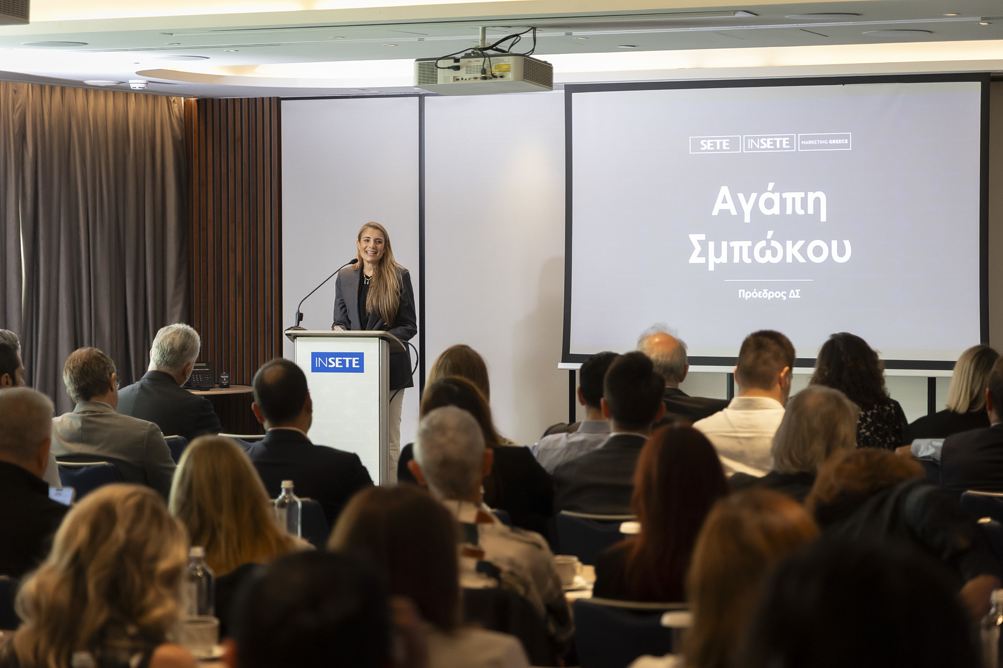 Ελληνικός τουρισμός: Οι μύθοι που καταρρίπτονται και οι αδυναμίες που παραμένουν