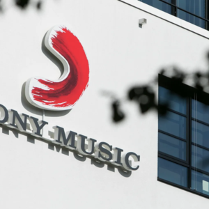 Sony Music: Εντείνει τη μάχη κατά της απάτης στις υπηρεσίες streaming