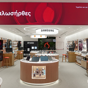 Vodafone: Νέο κατάστημα στο The Mall Athens