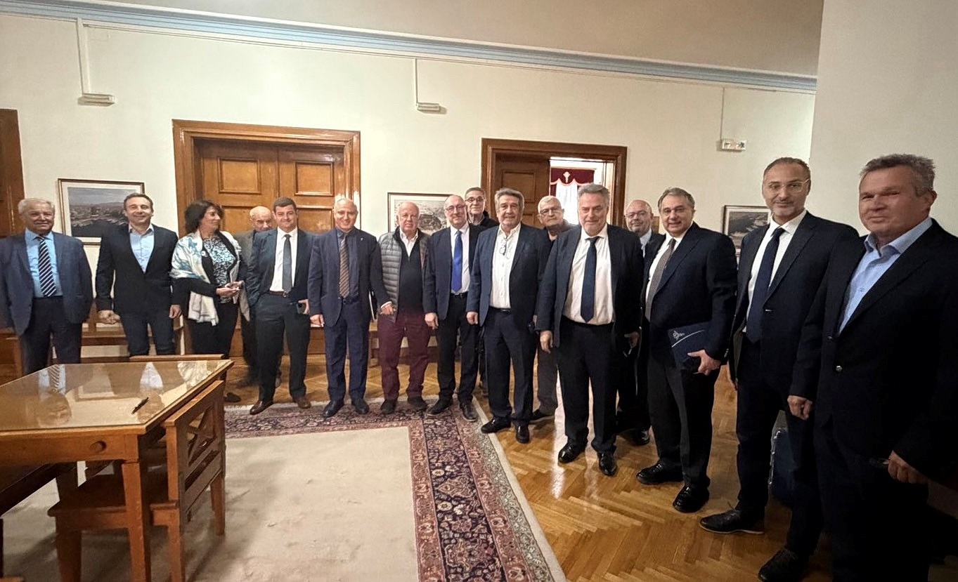 ΟΛΠ: Η νέα θυγατρική και οι ενστάσεις των επιχειρήσεων του Πειραιά